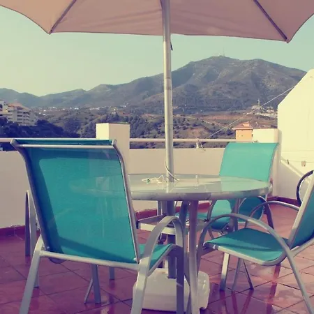 Penthouse Near The Beach Apartment