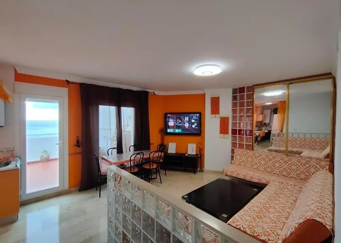 Penthouse Near The *